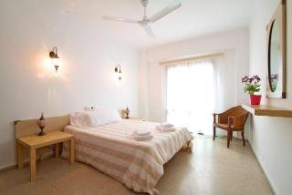 Hostal Paris ปอร์ต เด โปเญนซา ภายนอก รูปภาพ